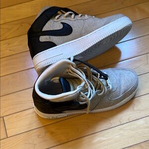 Nike Air Force Sneakers